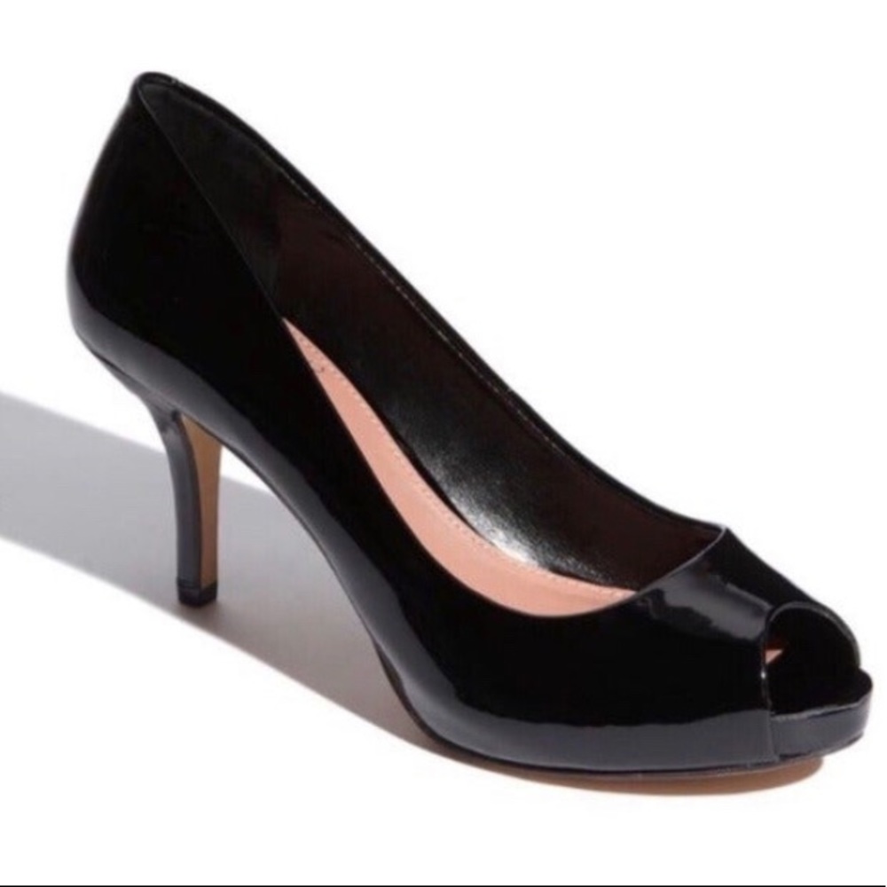 🖤Vince Camuto Classic Pump🖤
